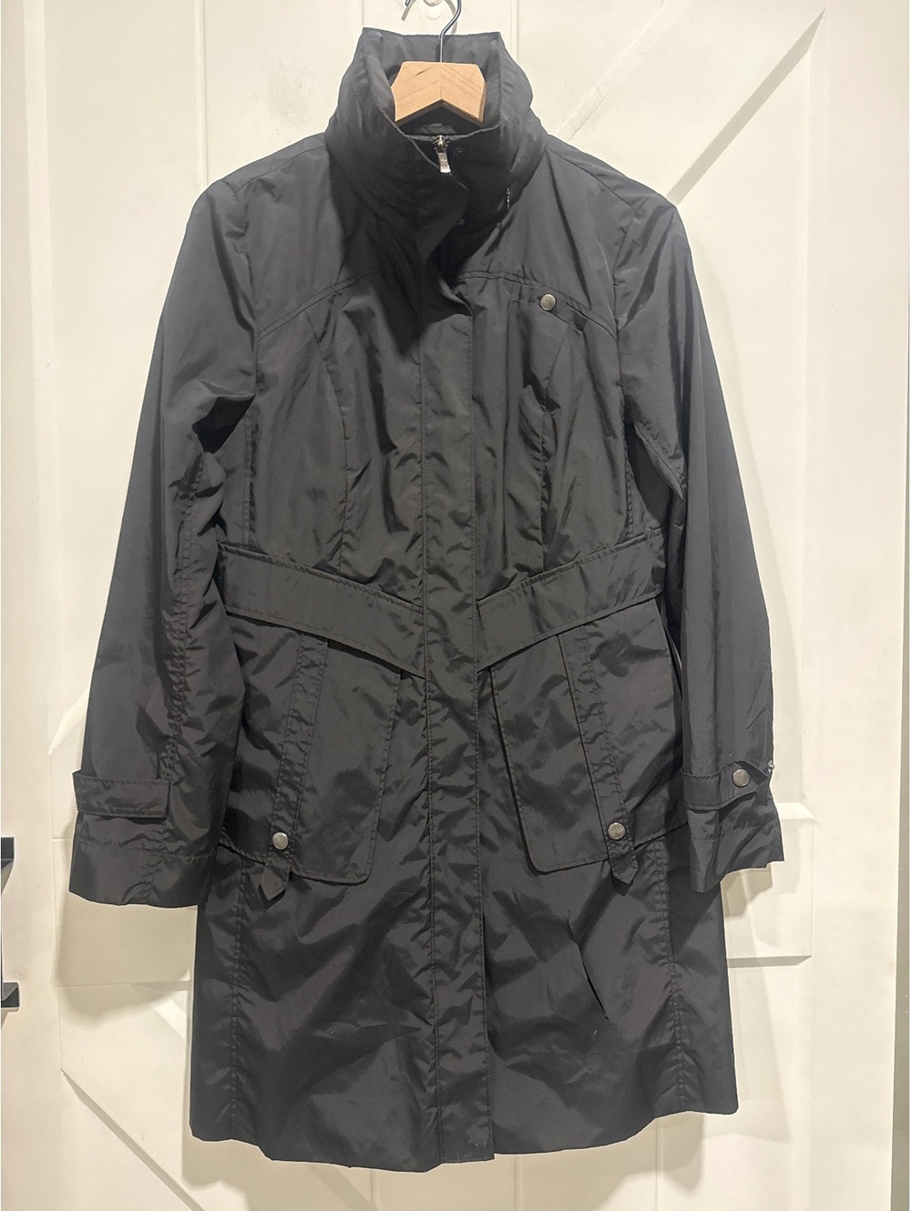 Cole Haan Women's Black Water Resistant Rain Coat Trench Coat with Hood, Medium
